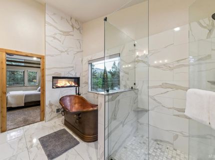 1694 Tionontati Street, South Lake Tahoe, CA 96150 Photo