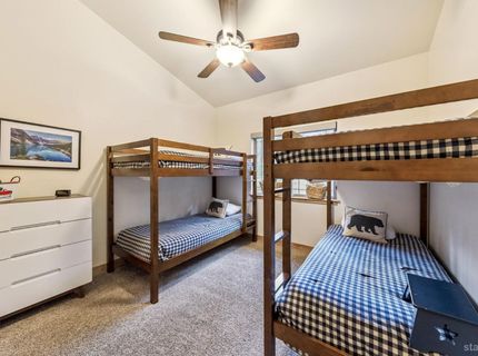 1694 Tionontati Street, South Lake Tahoe, CA 96150 Photo
