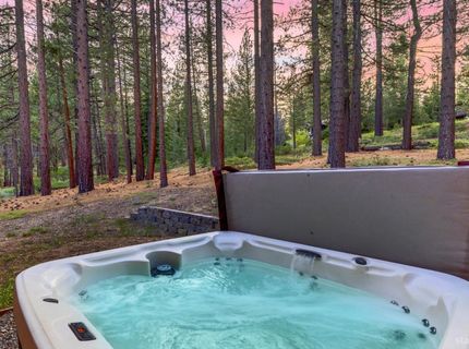1694 Tionontati Street, South Lake Tahoe, CA 96150 Photo