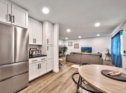 1223 Bonanza Avenue, Unit 8, South Lake Tahoe, CA 96150 Photo