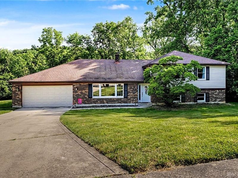 6820 Sycamore Creek Court, Washington Township, OH 45459 Photo 1