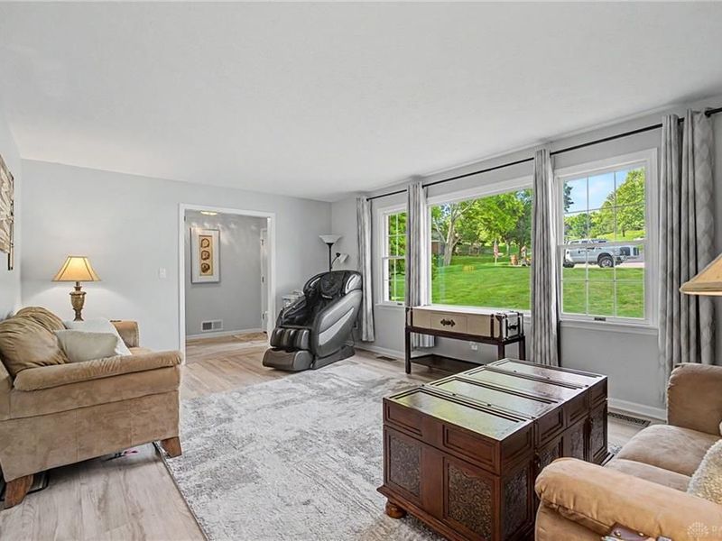 6820 Sycamore Creek Court, Washington Township, OH 45459 Photo 5