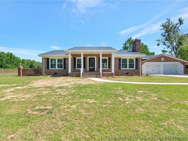 801 Pinewood Road , Fairmont, NC 28340