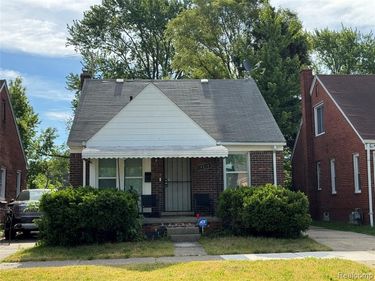 18624 Hamburg Street, Detroit, MI 48205