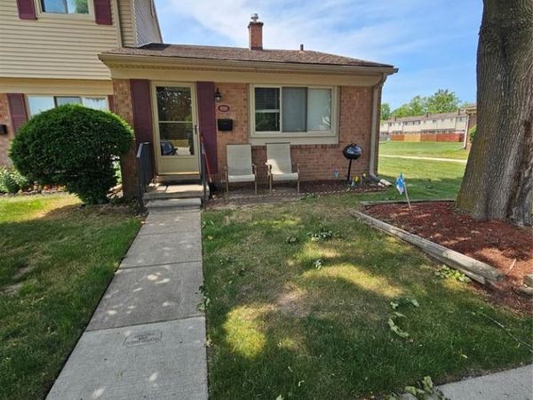 9700 Pine Street, Taylor, MI 48180