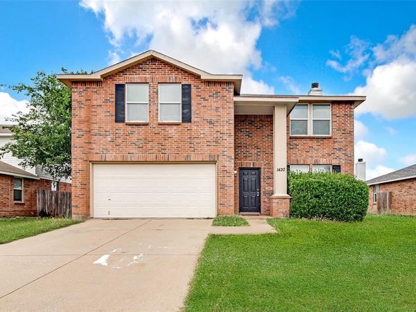 1420 Krista Drive, Burleson, TX 76028