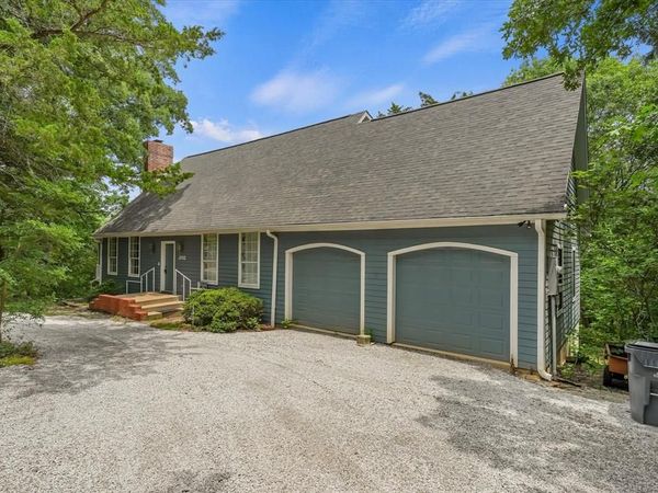 202 Fox Hollow , Pottsboro, TX 75076