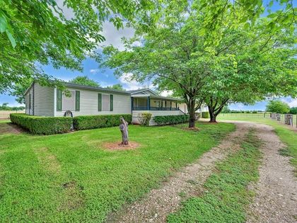 652 Middle Windsor Road McGregor, TX 76657