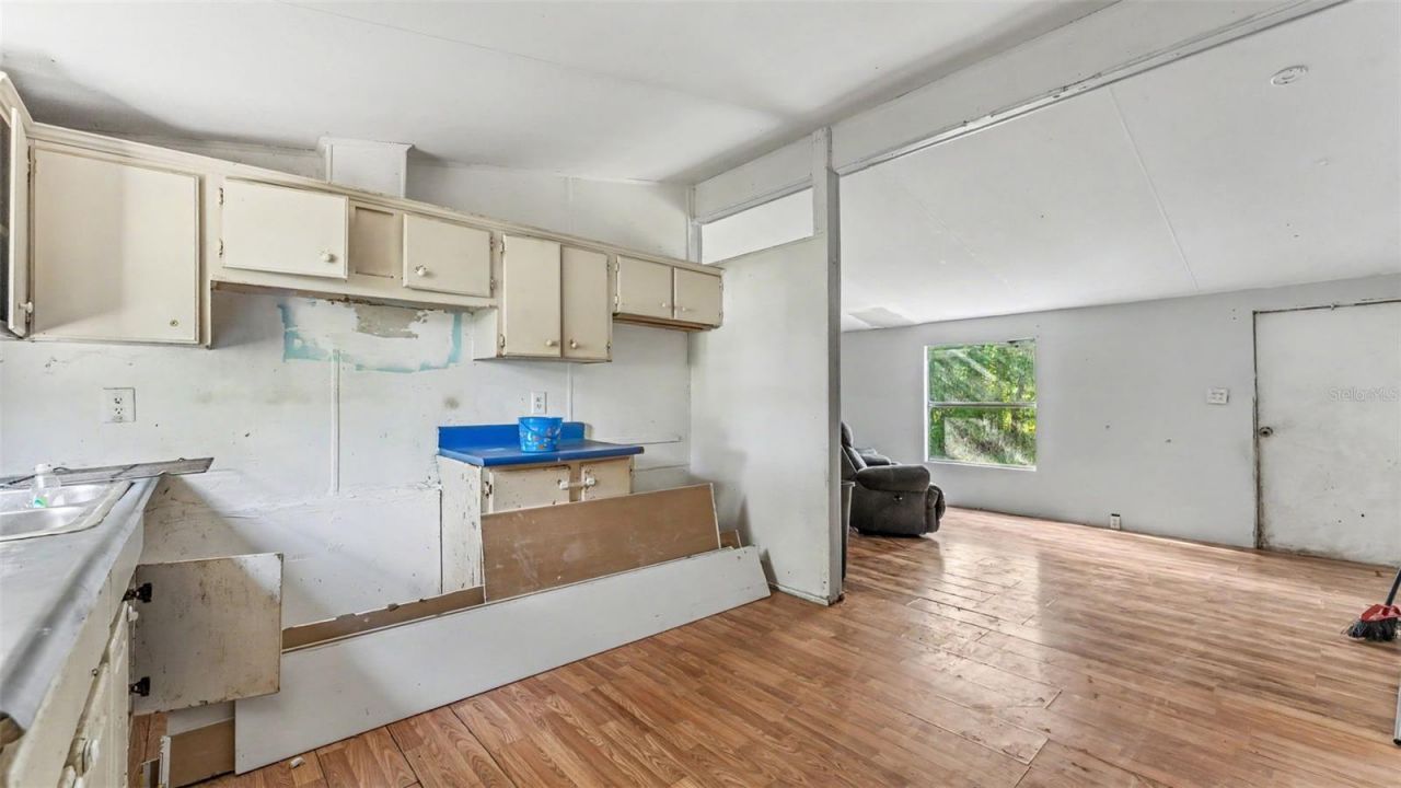2220 Ellie Road , Unit B, Auburndale, FL 33823 Photo