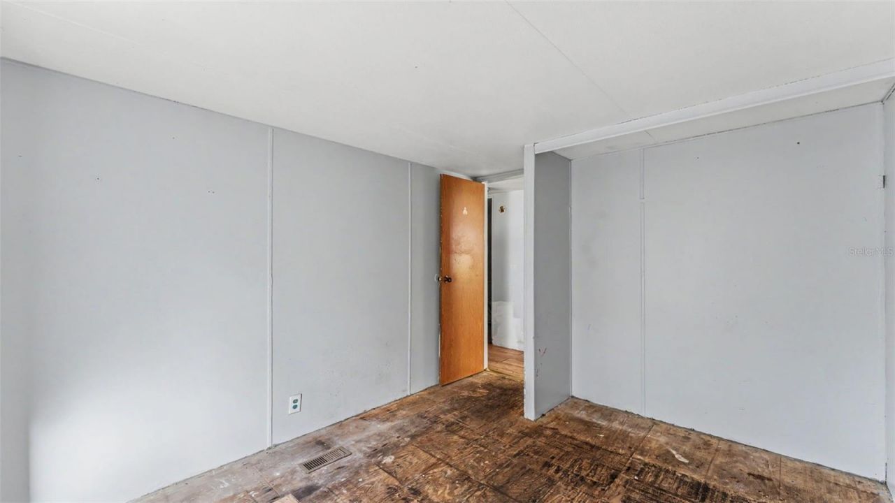 2220 Ellie Road , Unit B, Auburndale, FL 33823 Photo