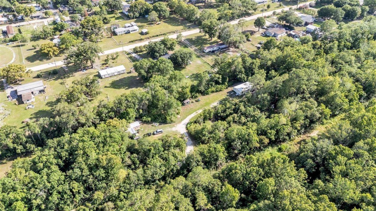 2220 Ellie Road , Unit B, Auburndale, FL 33823 Photo
