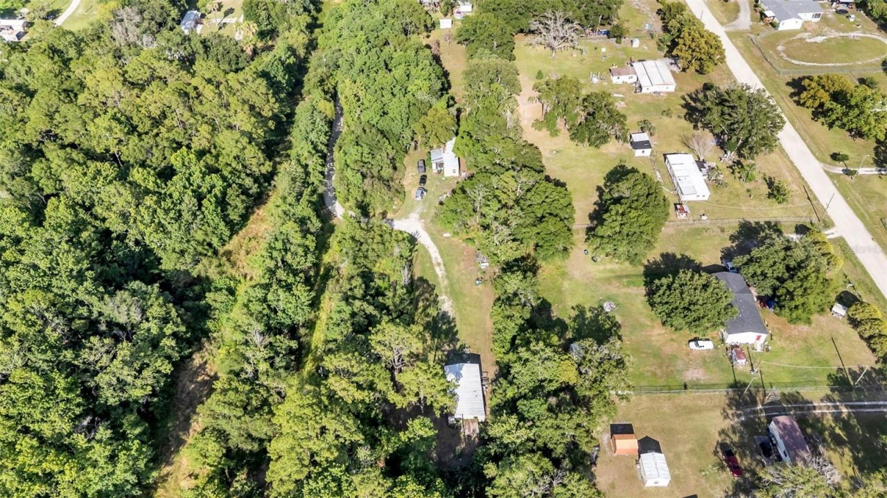 2220 Ellie Road , Unit B, Auburndale, FL 33823 Photo