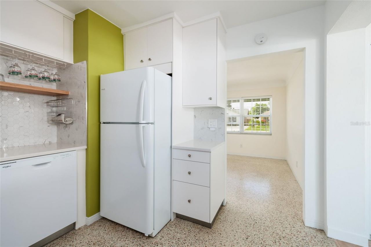 661 63rd Avenue S, Saint Petersburg, FL 33705 Photo