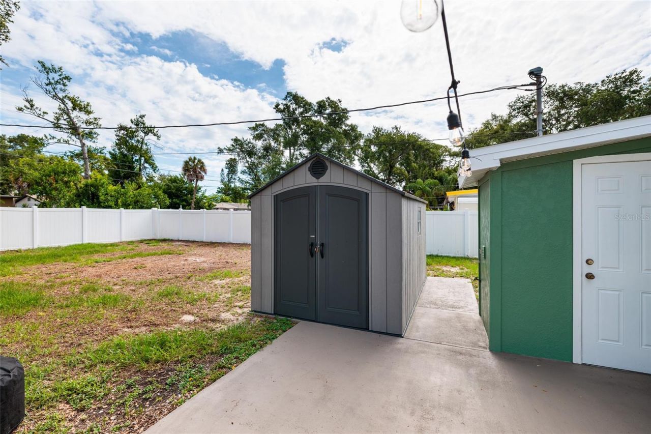 661 63rd Avenue S, Saint Petersburg, FL 33705 Photo