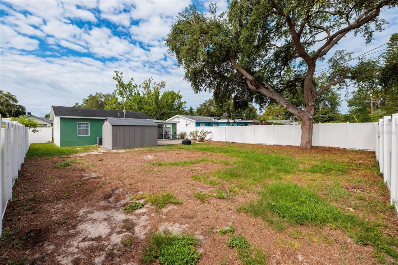 661 63rd Avenue S, Saint Petersburg, FL 33705 Photo