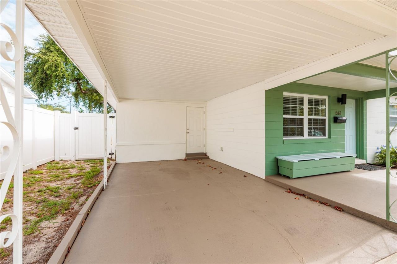 661 63rd Avenue S, Saint Petersburg, FL 33705 Photo