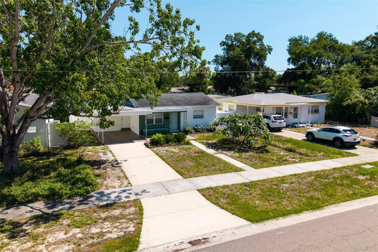 661 63rd Avenue S, Saint Petersburg, FL 33705 Photo