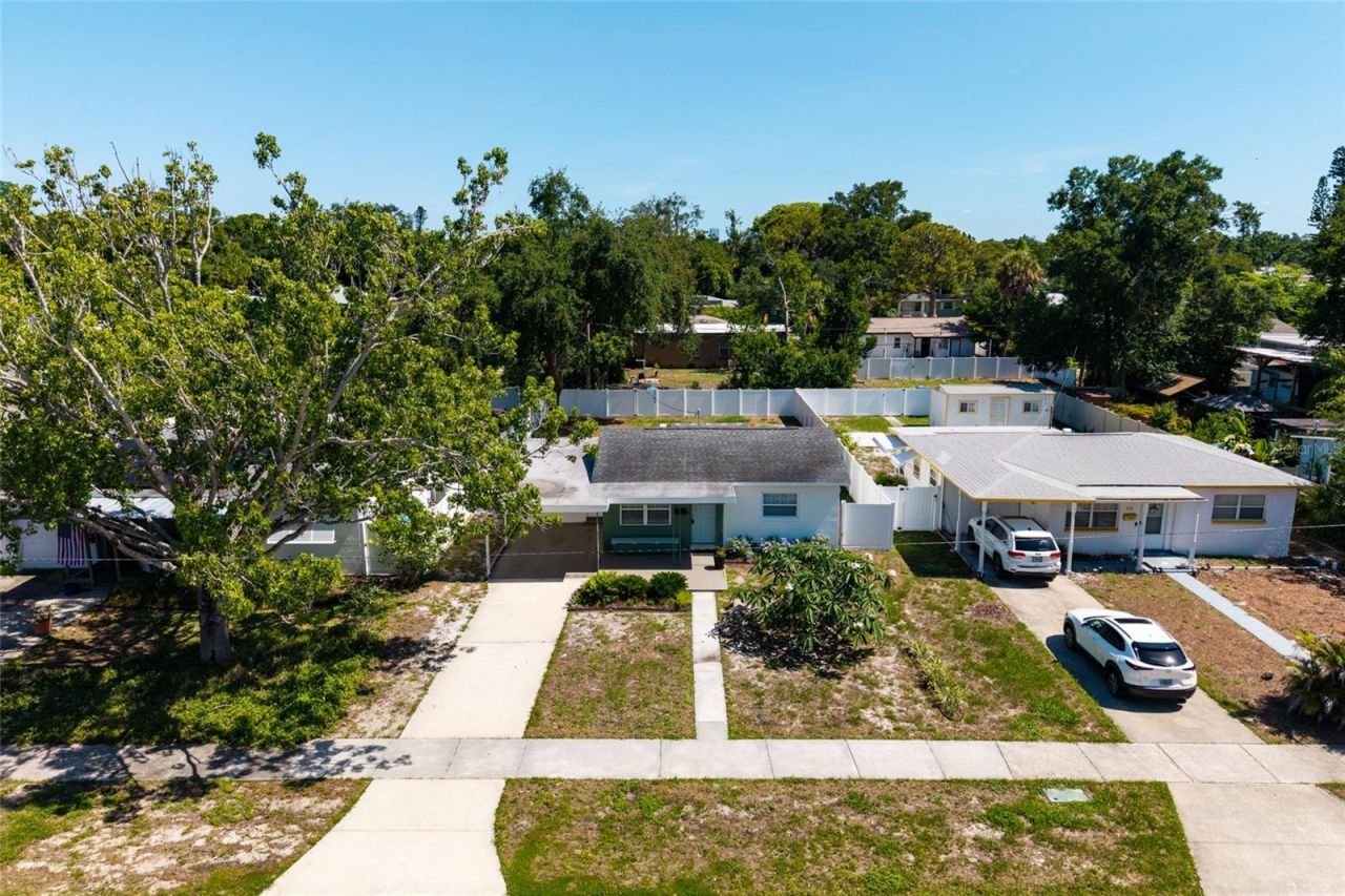 661 63rd Avenue S, Saint Petersburg, FL 33705 Photo