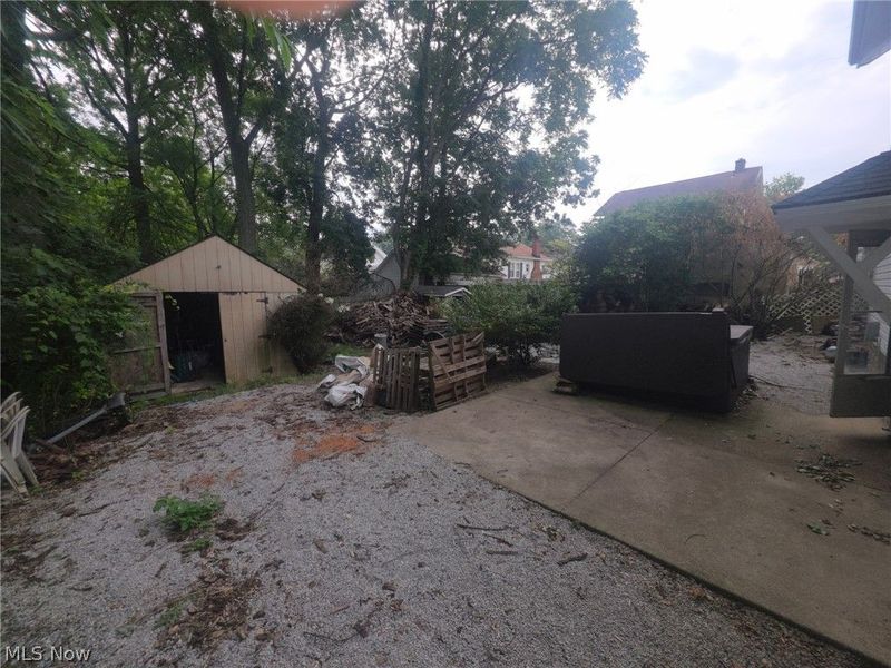 555 Wyandot Avenue, Akron, OH 44305 Photo 12