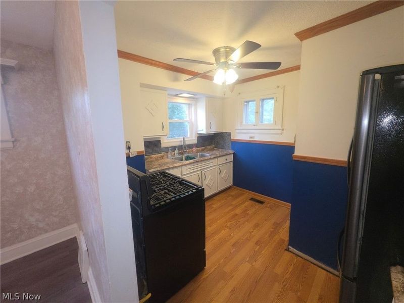 555 Wyandot Avenue, Akron, OH 44305 Photo 7
