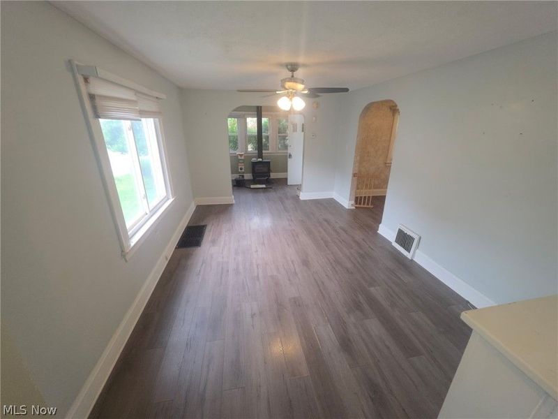 555 Wyandot Avenue, Akron, OH 44305 Photo 9