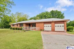 1444 Society Hill Rd photo 4