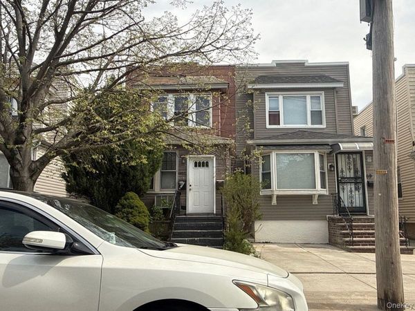 69-37 68th Street , Glendale, NY 11385