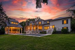 660 Ellis Oak Avenue photo 4