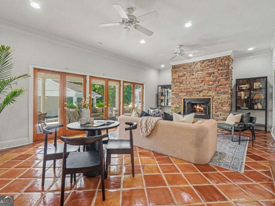 Property Image 32