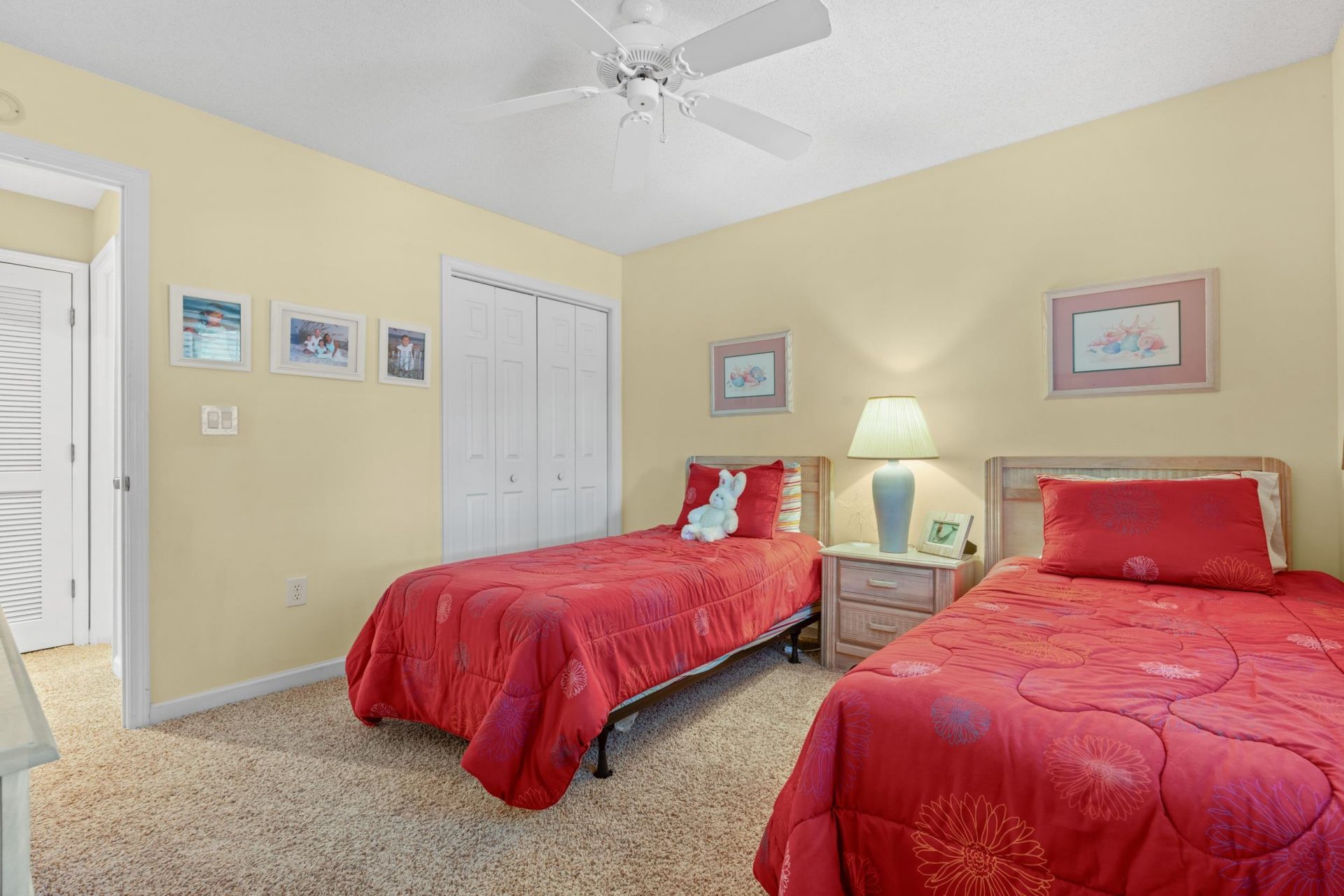 4640 Greenbriar Dr. Photo 14