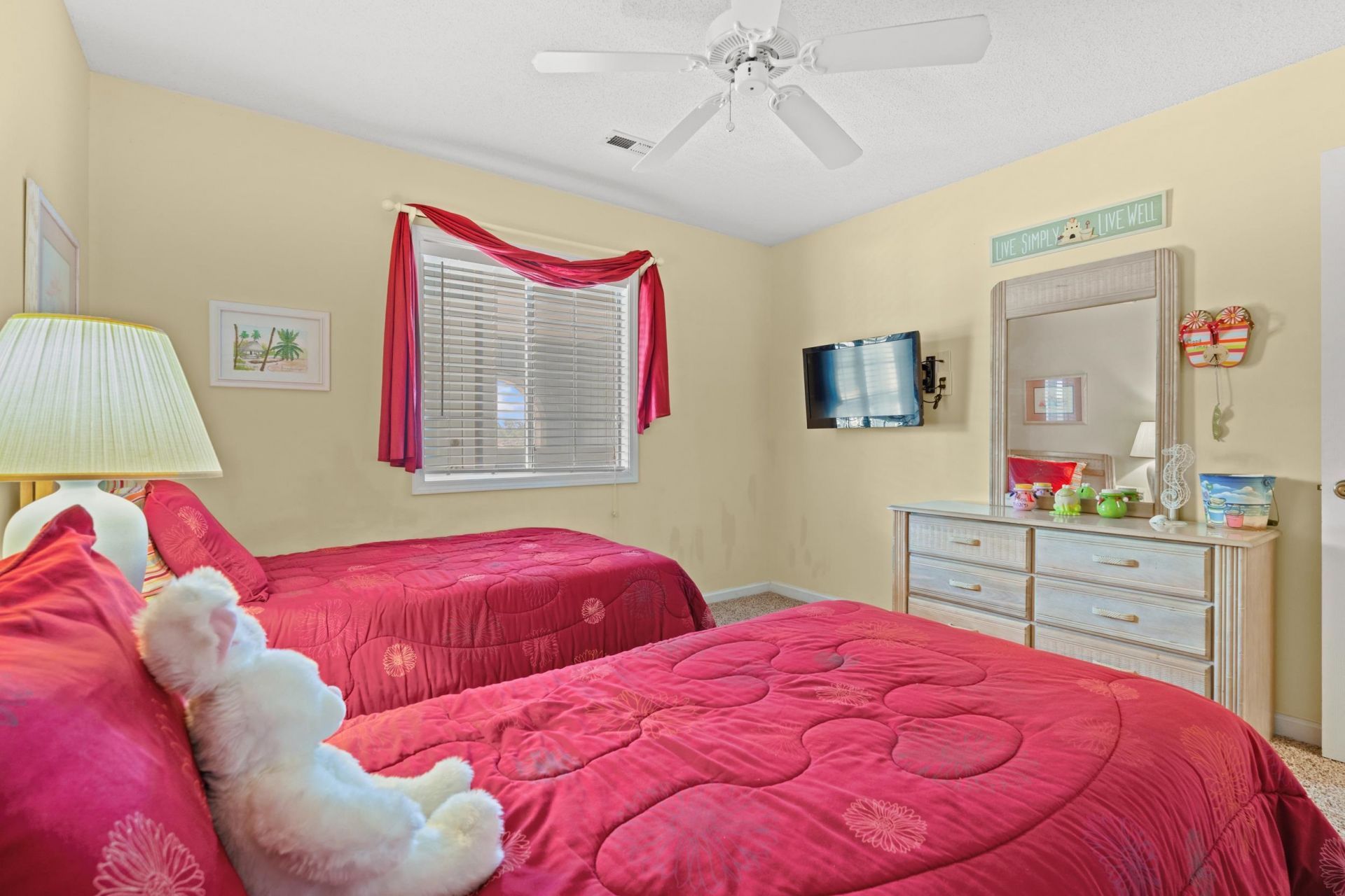 4640 Greenbriar Dr. Photo 15