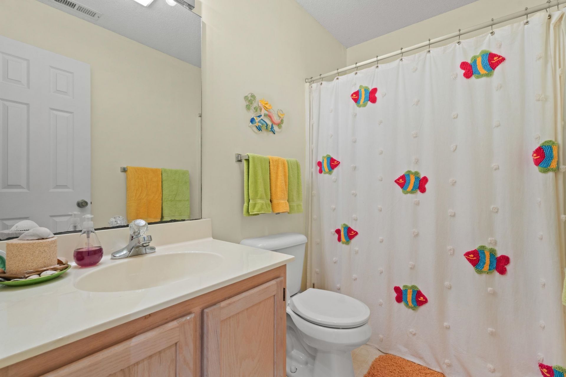4640 Greenbriar Dr. Photo 16