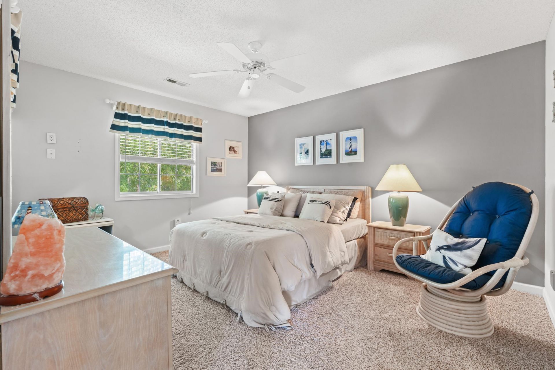 4640 Greenbriar Dr. Photo 17