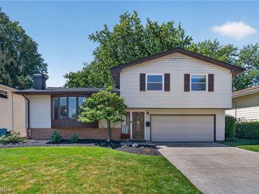 11179 Lafayette Drive, Parma Heights, OH 44130