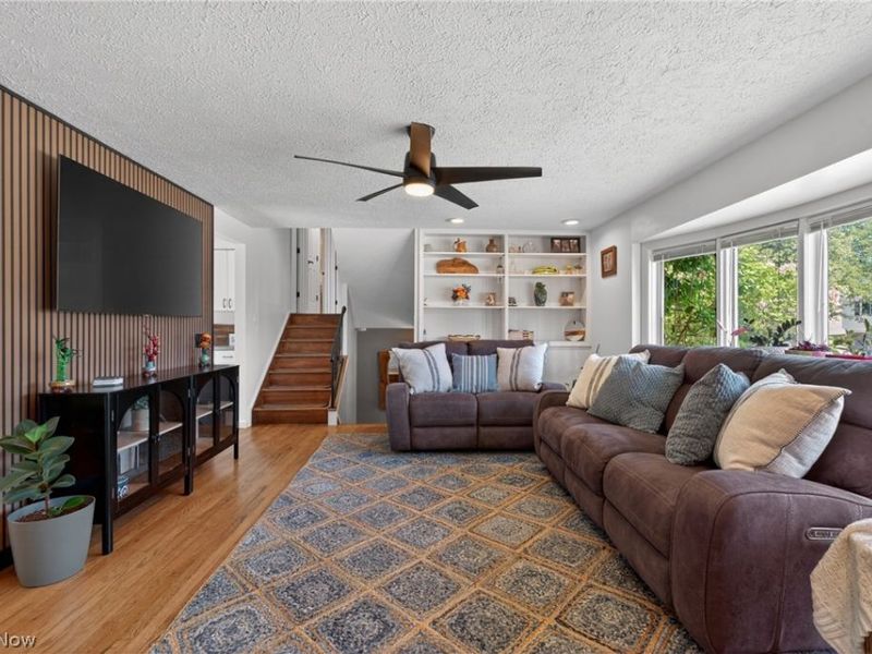 11179 Lafayette Drive, Parma Heights, OH 44130 Photo 11