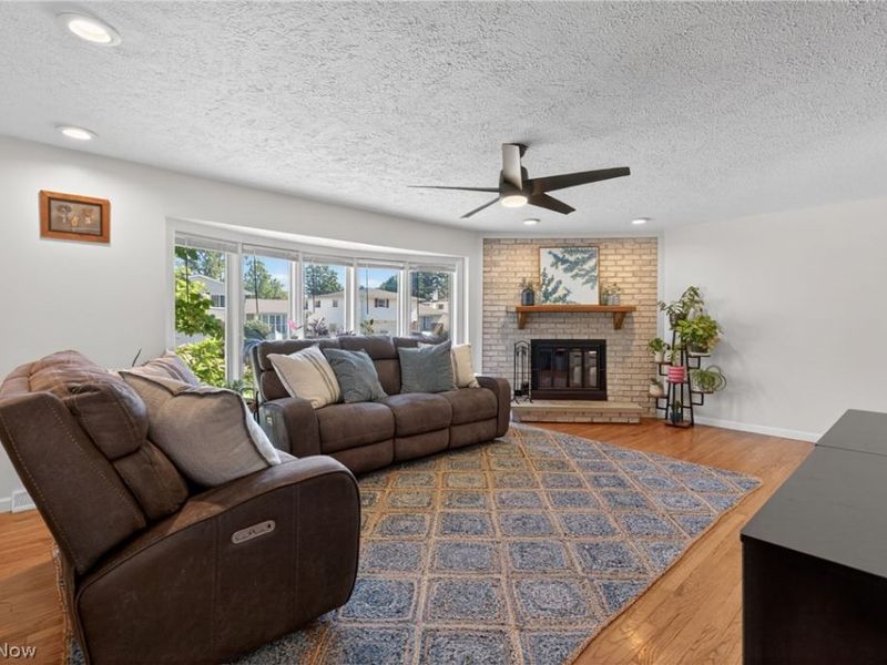 11179 Lafayette Drive, Parma Heights, OH 44130 Photo 8