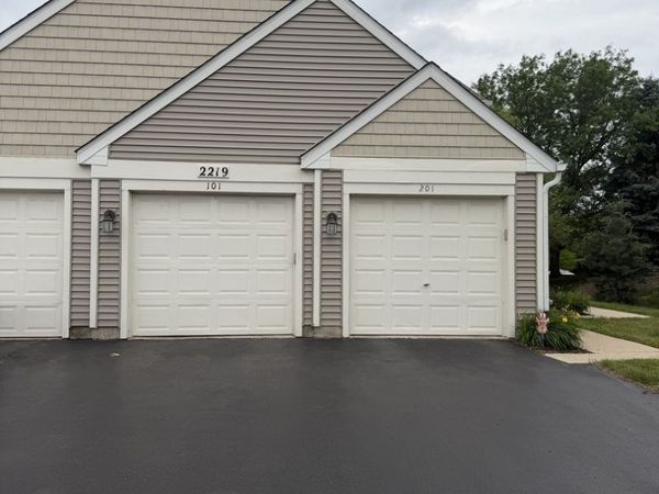 2219 Waterleaf Court , Unit 101, Naperville, IL 60564