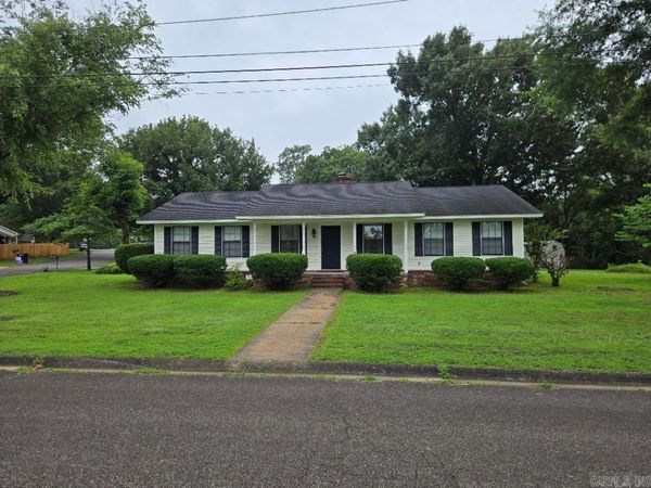 16 Cedar Creek Drive, Clarksville, AR 72830