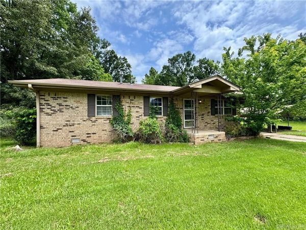 33 Earl , Oppelo, AR 72110