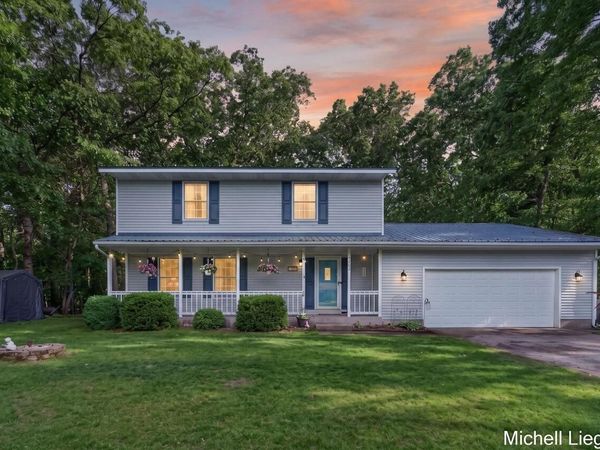 3325 S Riverwood Drive, Twin Lake, MI 49457