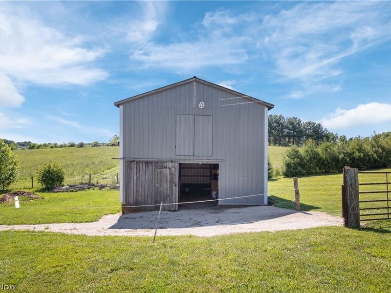 8600 Memorial Road NE, Kensington, OH 44427 Photo 32