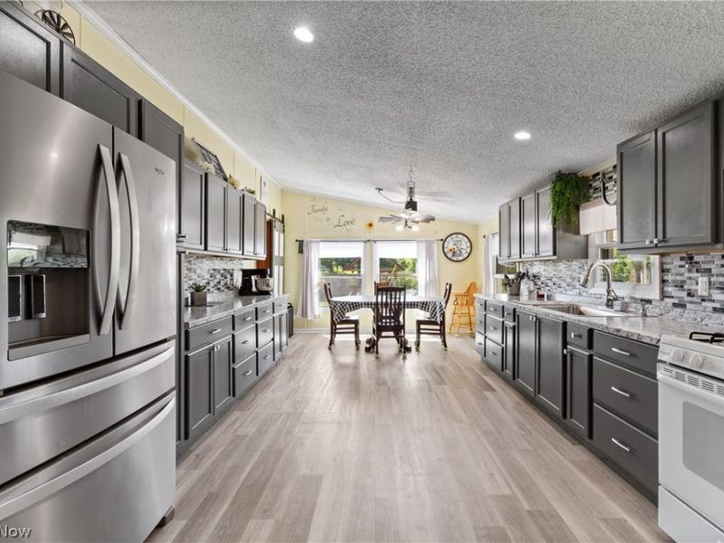 8600 Memorial Road NE, Kensington, OH 44427 Photo 9