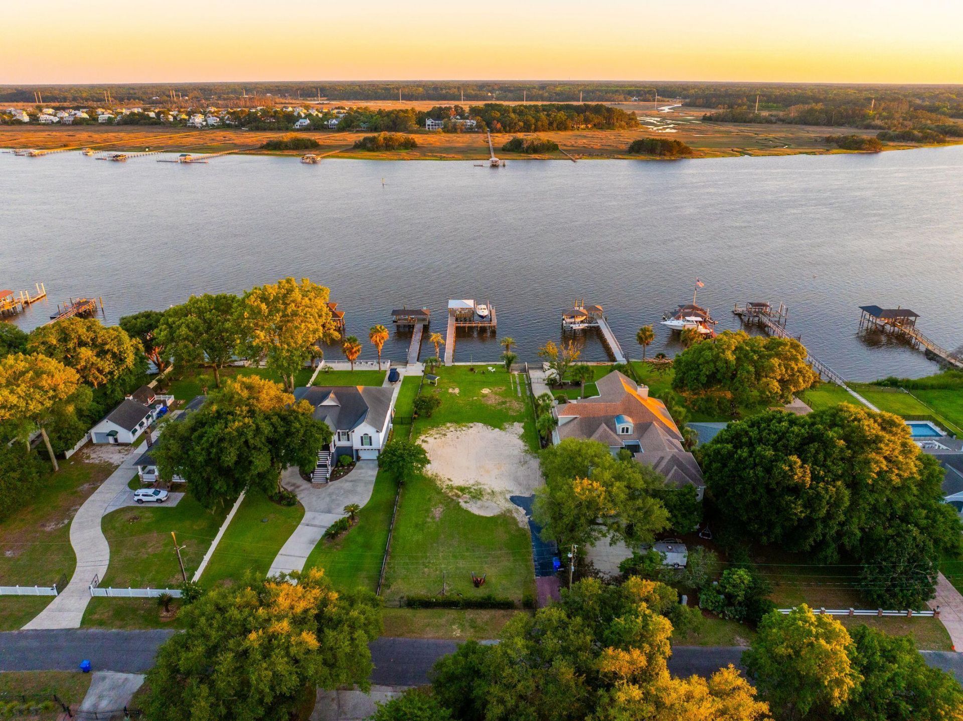 2313 Lazy River Drive Photo 19