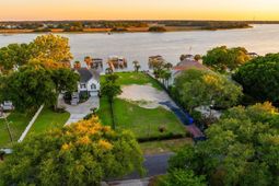 2313 Lazy River Drive photo 4