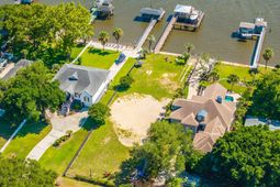 2313 Lazy River Drive photo 4