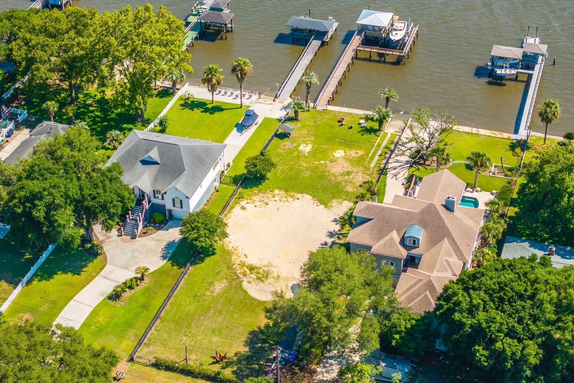 2313 Lazy River Drive Photo 6