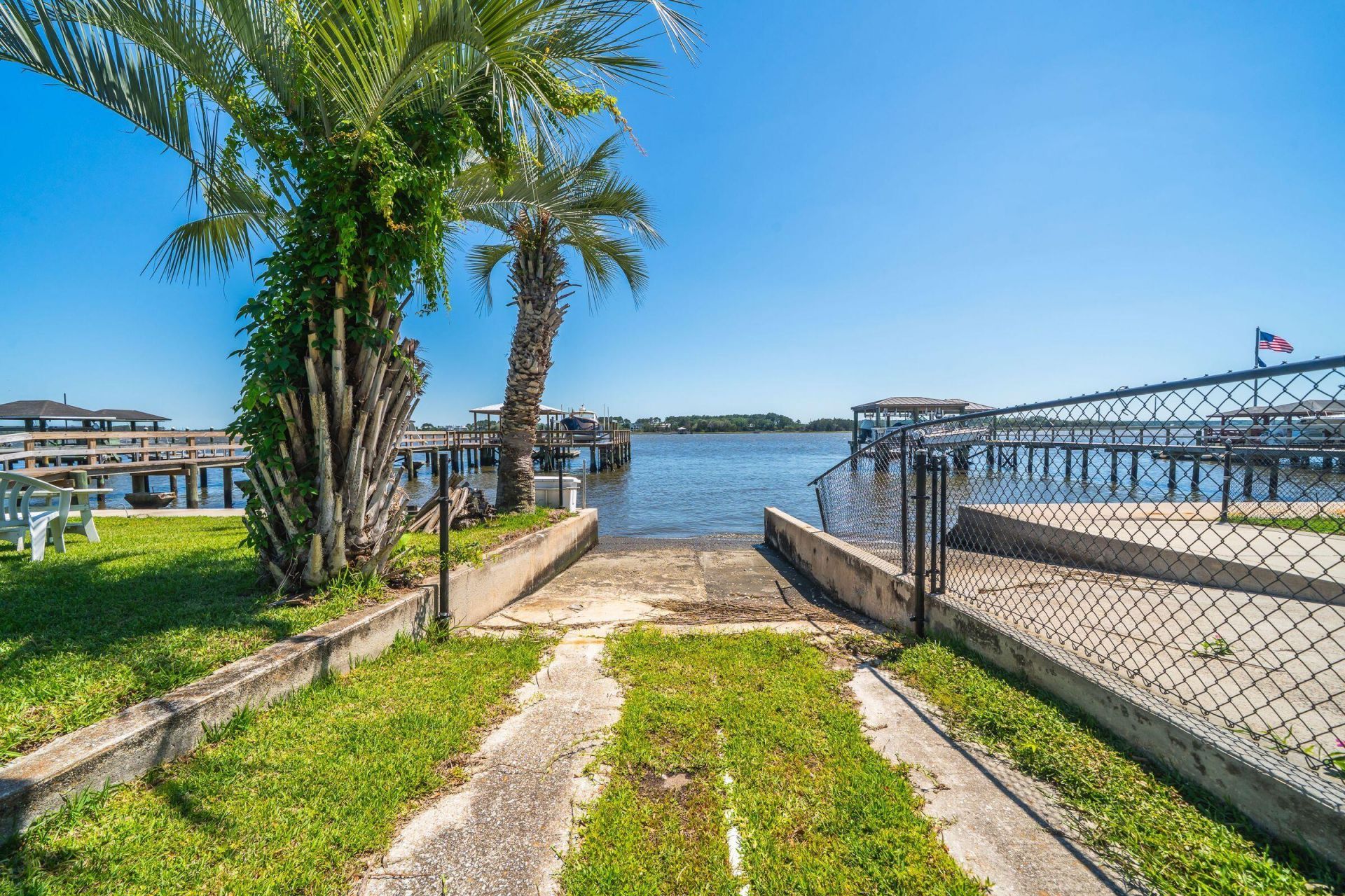 2313 Lazy River Drive Photo 8