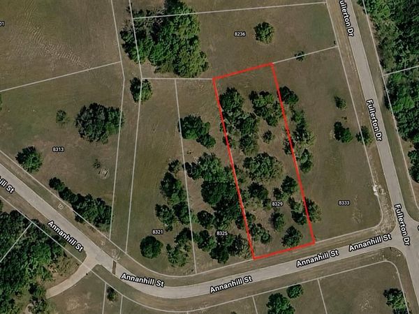 8329 Annanhill Lane , Cleburne, TX 76033