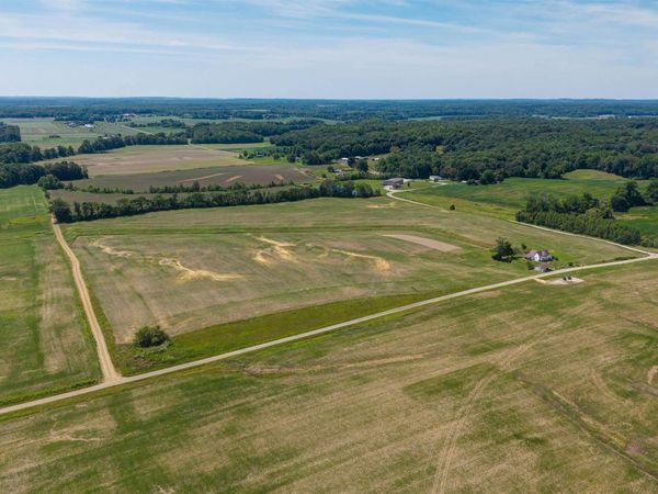 4699 Moss Road, Boonville, IN 47601