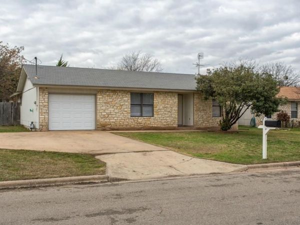 1505 Long Branch DR, Georgetown, TX 78626